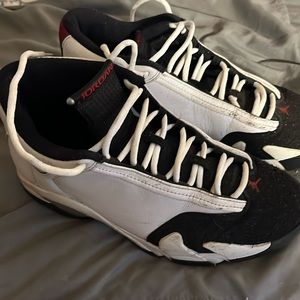 Men’s Jordan 14 sneakers SZ 10.5